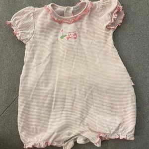 Kissy Kissy Golf Outfit